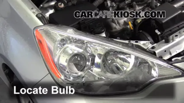 2012 Toyota Prius C 1.5L 4 Cyl. Luces Luz de carretera (reemplazar foco) 